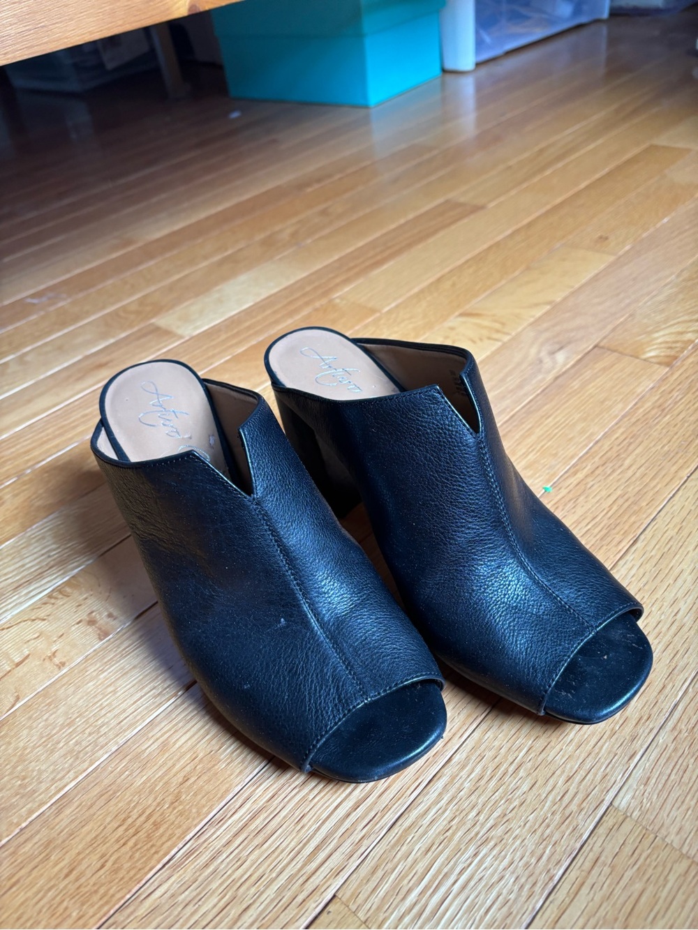 Arturo Chiang Black Leather Peep-Toe Mule Heels